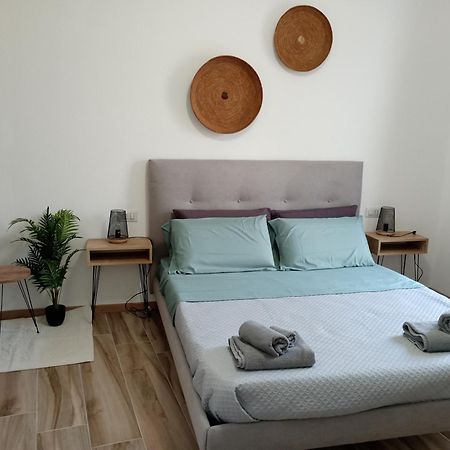 Niu Rooms Ористано Экстерьер фото