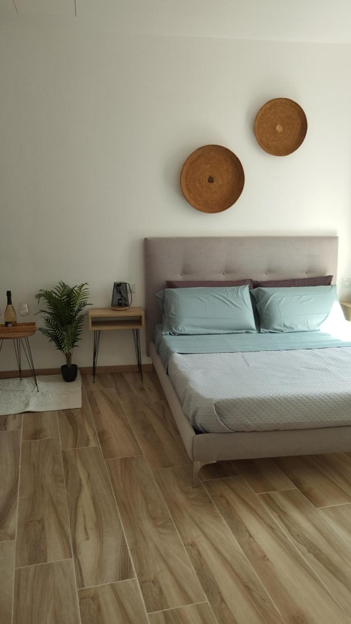 Niu Rooms Ористано Экстерьер фото