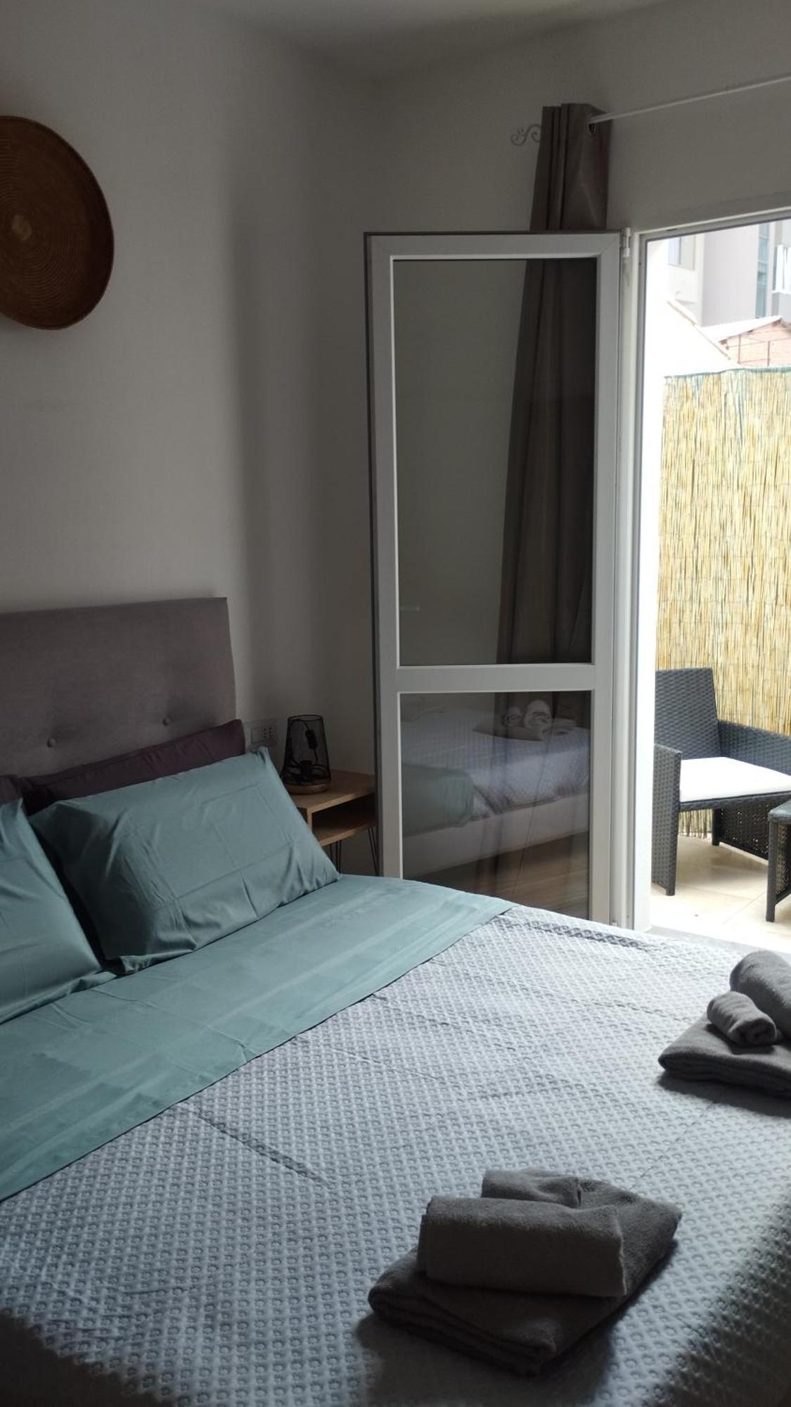Niu Rooms Ористано Экстерьер фото