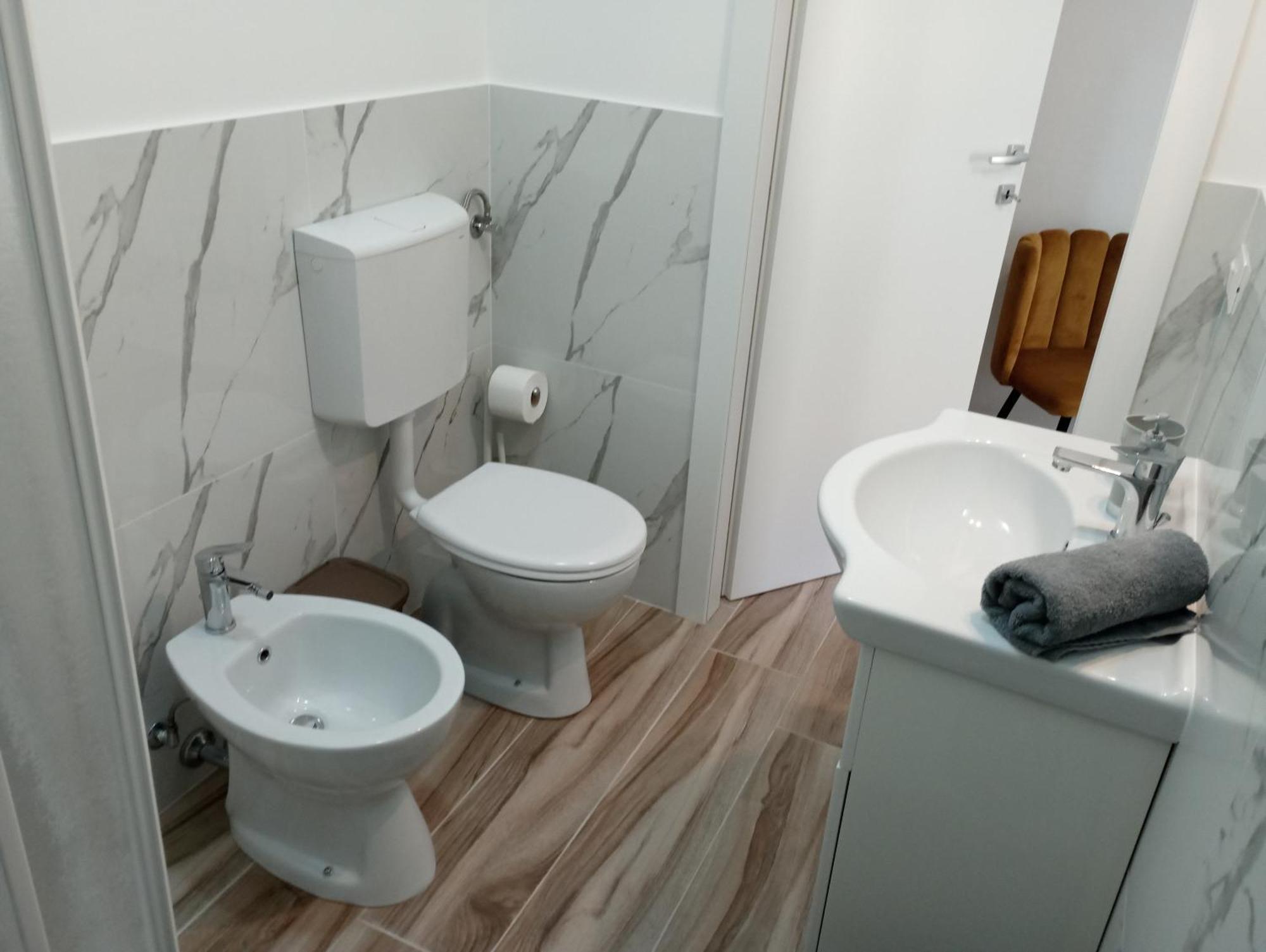 Niu Rooms Ористано Экстерьер фото