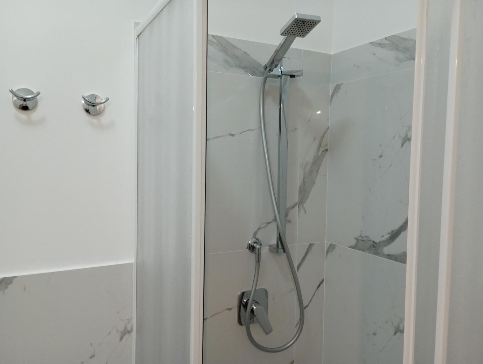 Niu Rooms Ористано Экстерьер фото